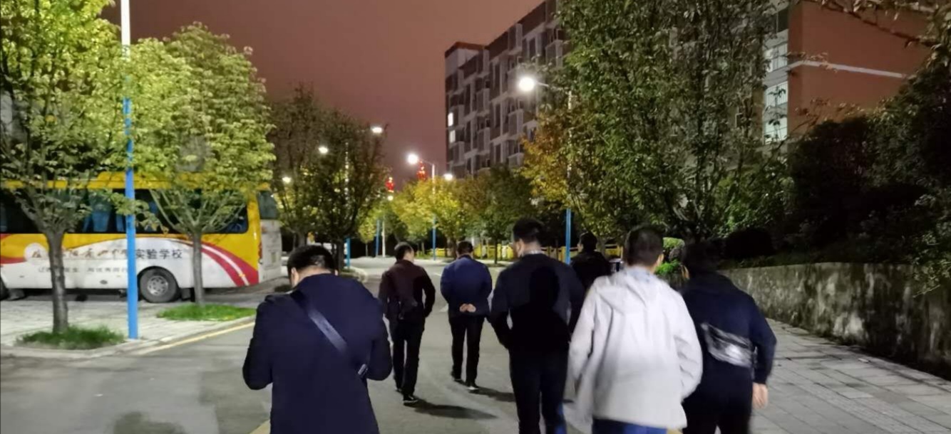 高2020級年級組開展晚就寢突擊檢查