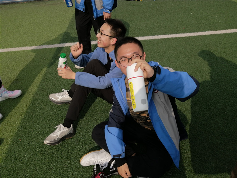 趣味運(yùn)動(dòng)哪家強(qiáng)，十六奪魁意氣昂