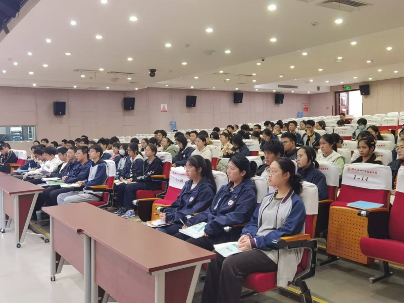 定目標，堅信念，沖清北——高2023級課改班動員大會