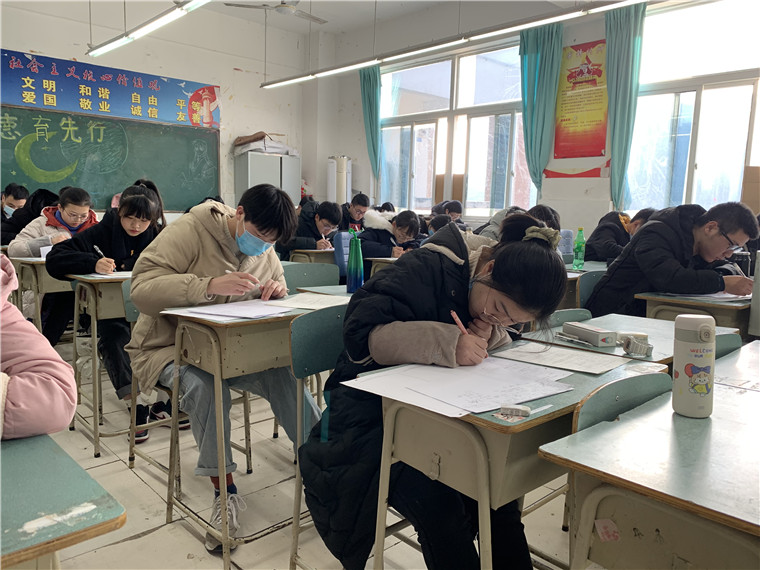 1611276330397760.jpg 考試2.jpg