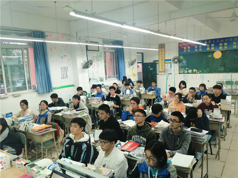 1619226152470943.jpg 4891D1538D7A0A1F92A3D88F24E3058F.jpg