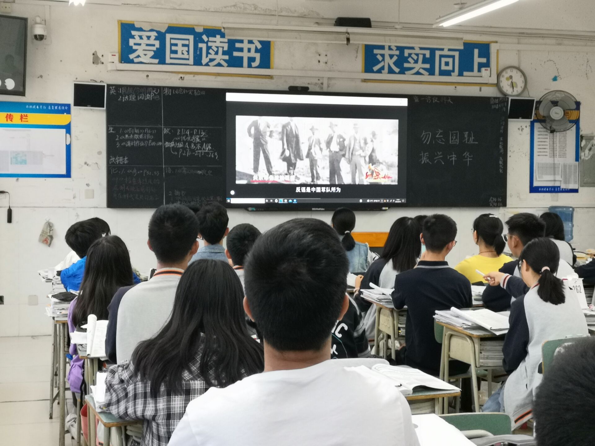 1631965696894160.jpg 1631965696894160.jpg