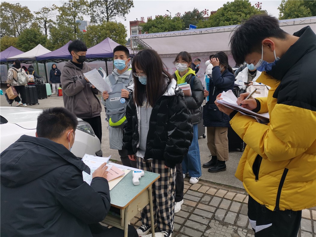 1644383768190849.jpg 1644383768190849.jpg