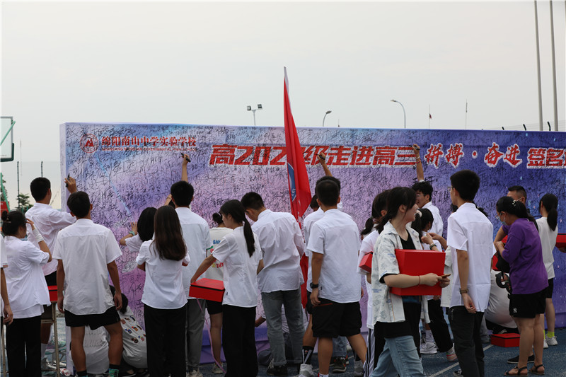 1658133001167727.jpg 8J7A0108.JPG