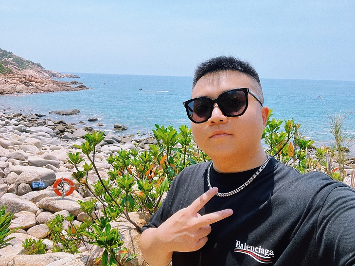 肖宇2.jpg 肖宇2.jpg