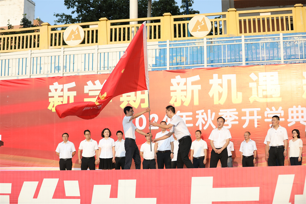 1725585652475839.jpg 8J7A6946.JPG