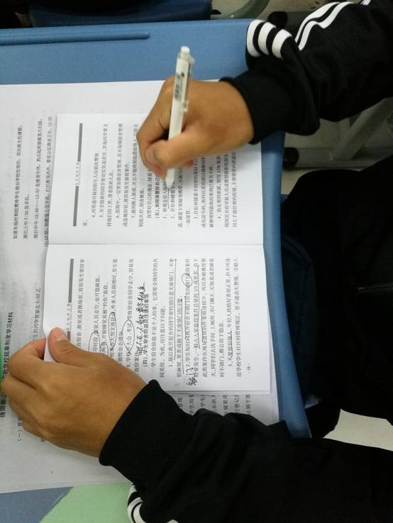 1505268870775647.jpg IMG_20170831_204121.jpg